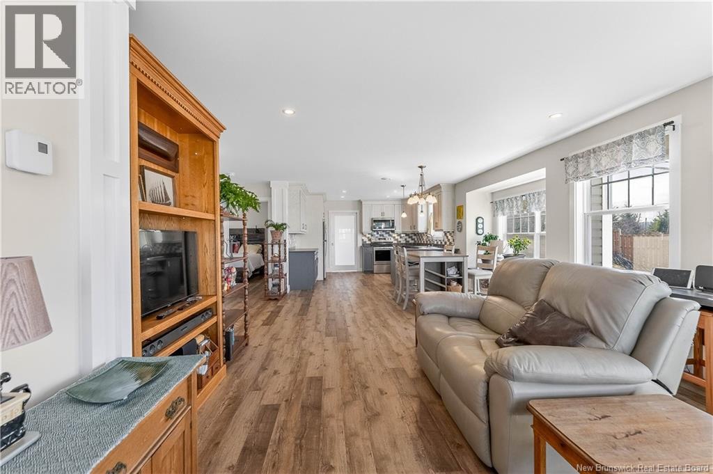 10 River Street - 9