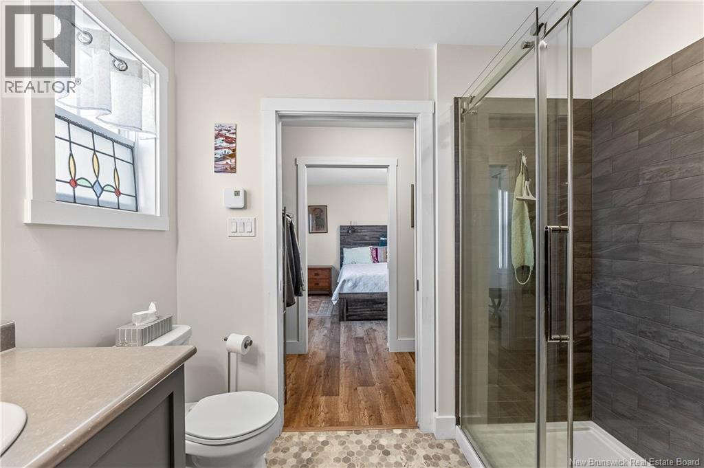 10 River Street - 35