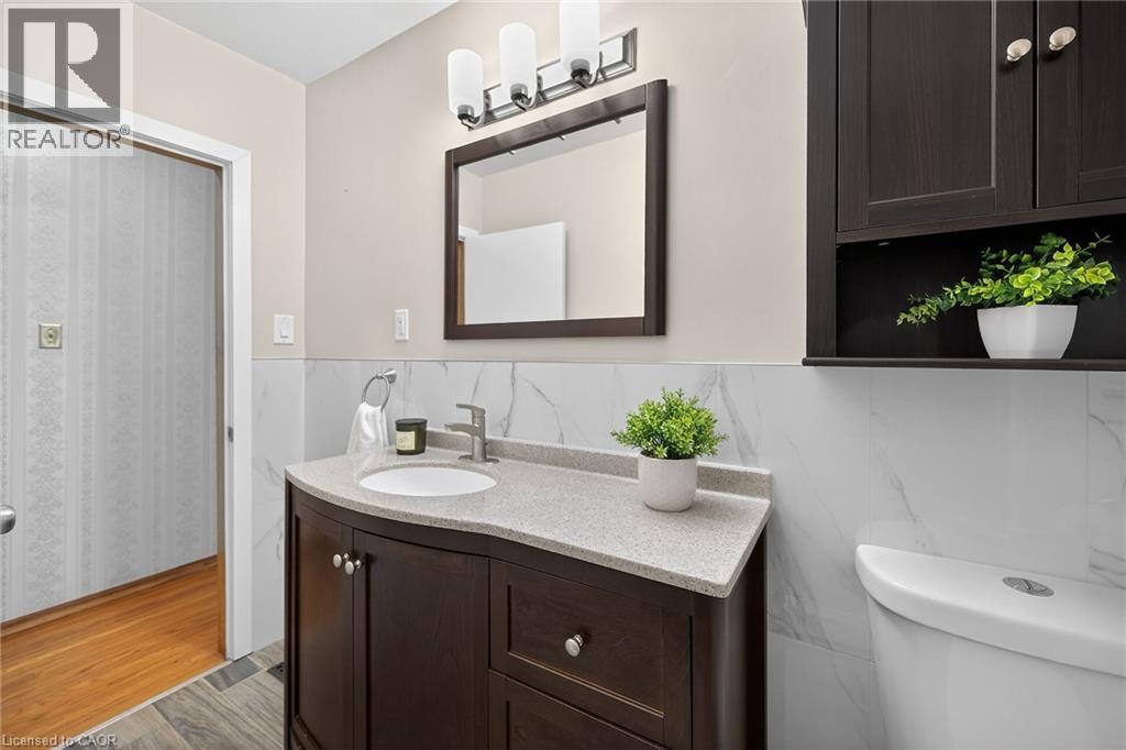 19 BURFIELD Avenue — photo 25