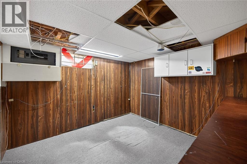 19 BURFIELD Avenue — photo 39