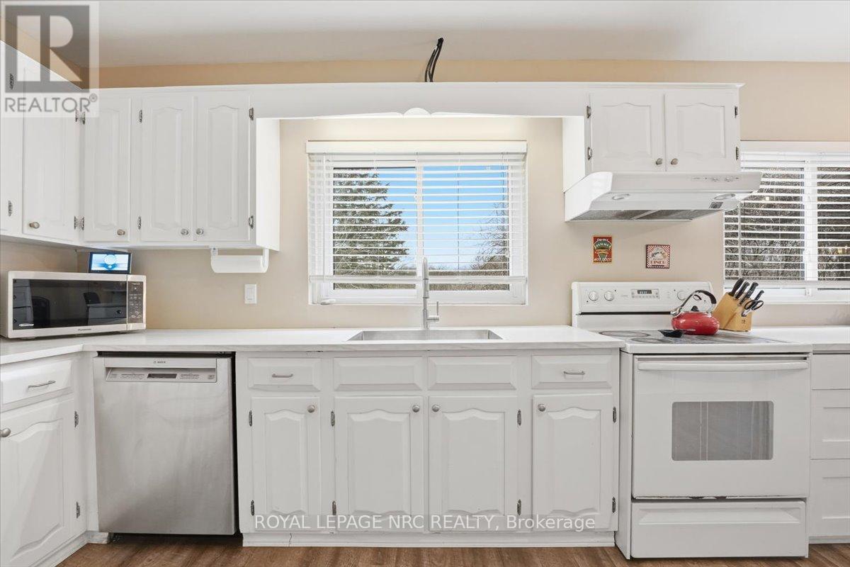 14 VALIANT STREET - 11