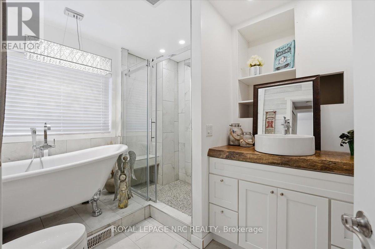 14 VALIANT STREET - 19