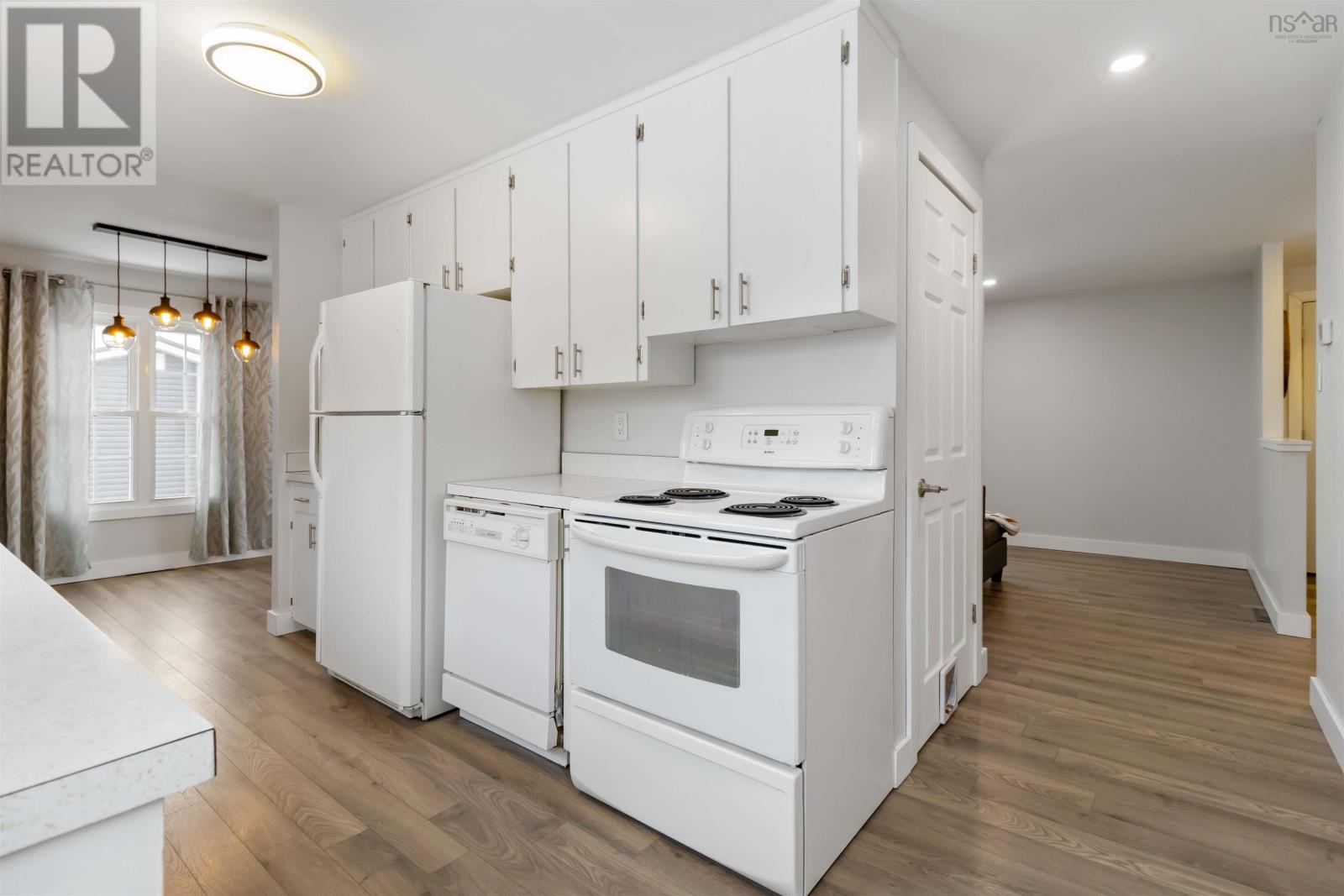 Property 14 of 39 of 171 Centennial Avenue