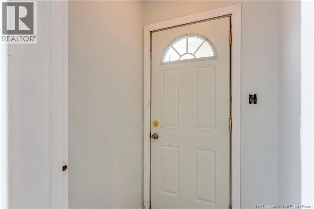 289-291 CHARLOTTE STREET - 21