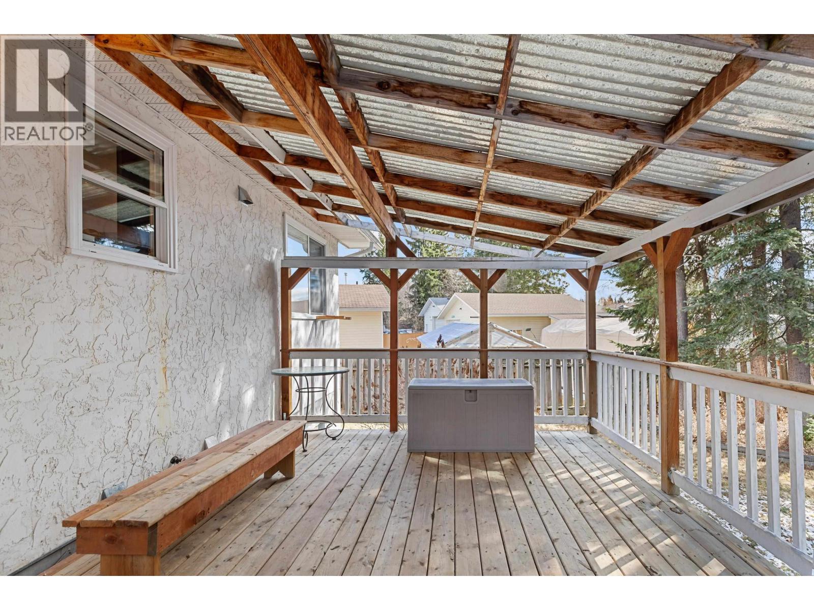 7837 PIEDMONT CRESCENT - 23