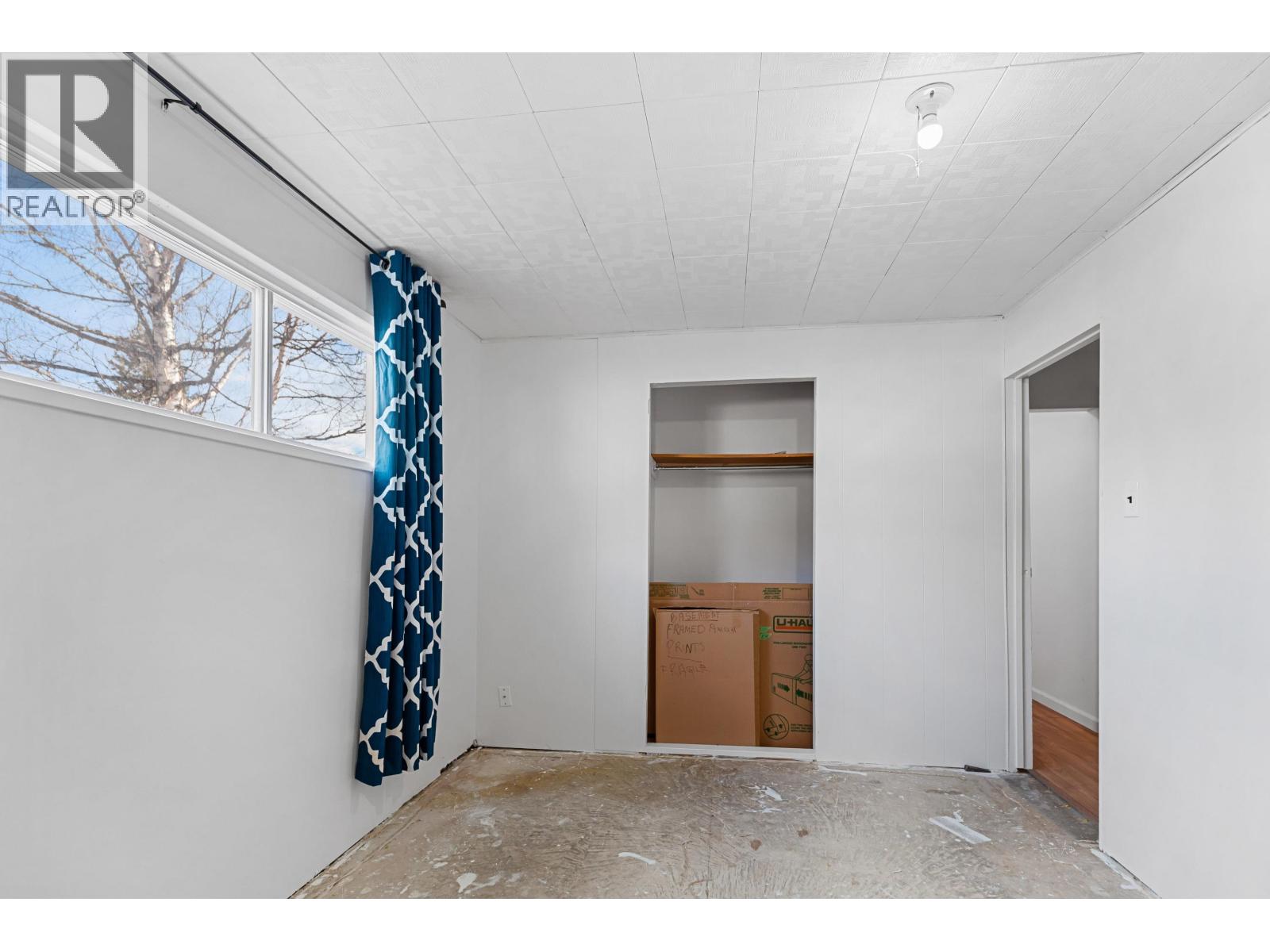 7837 PIEDMONT CRESCENT - 22