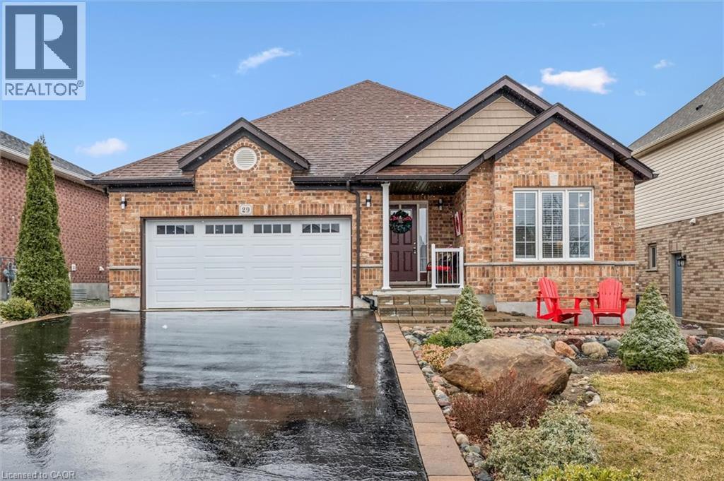 29 ENGLISH Crescent - 1