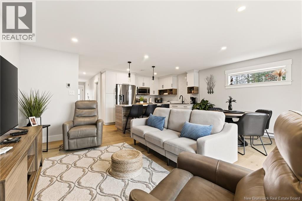 182 NORBERT STREET - 17