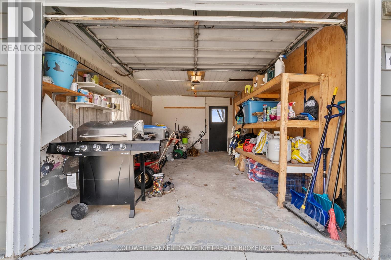 161 HURON STREET E - 27