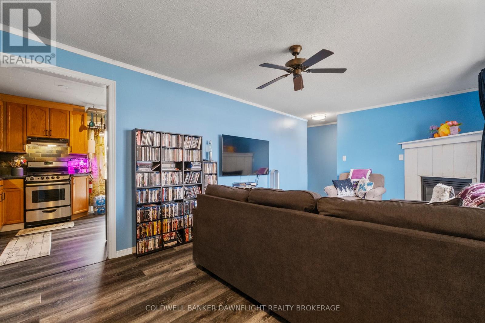 161 HURON STREET E - 5