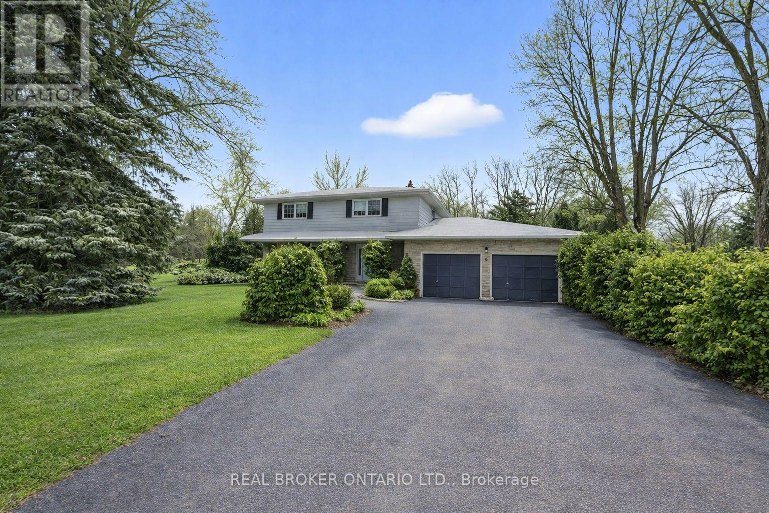 6 FARR AVENUE - 1