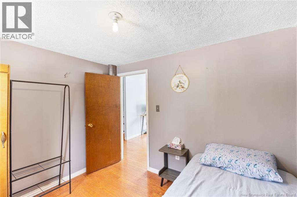 38 CHESTNUT STREET - 23