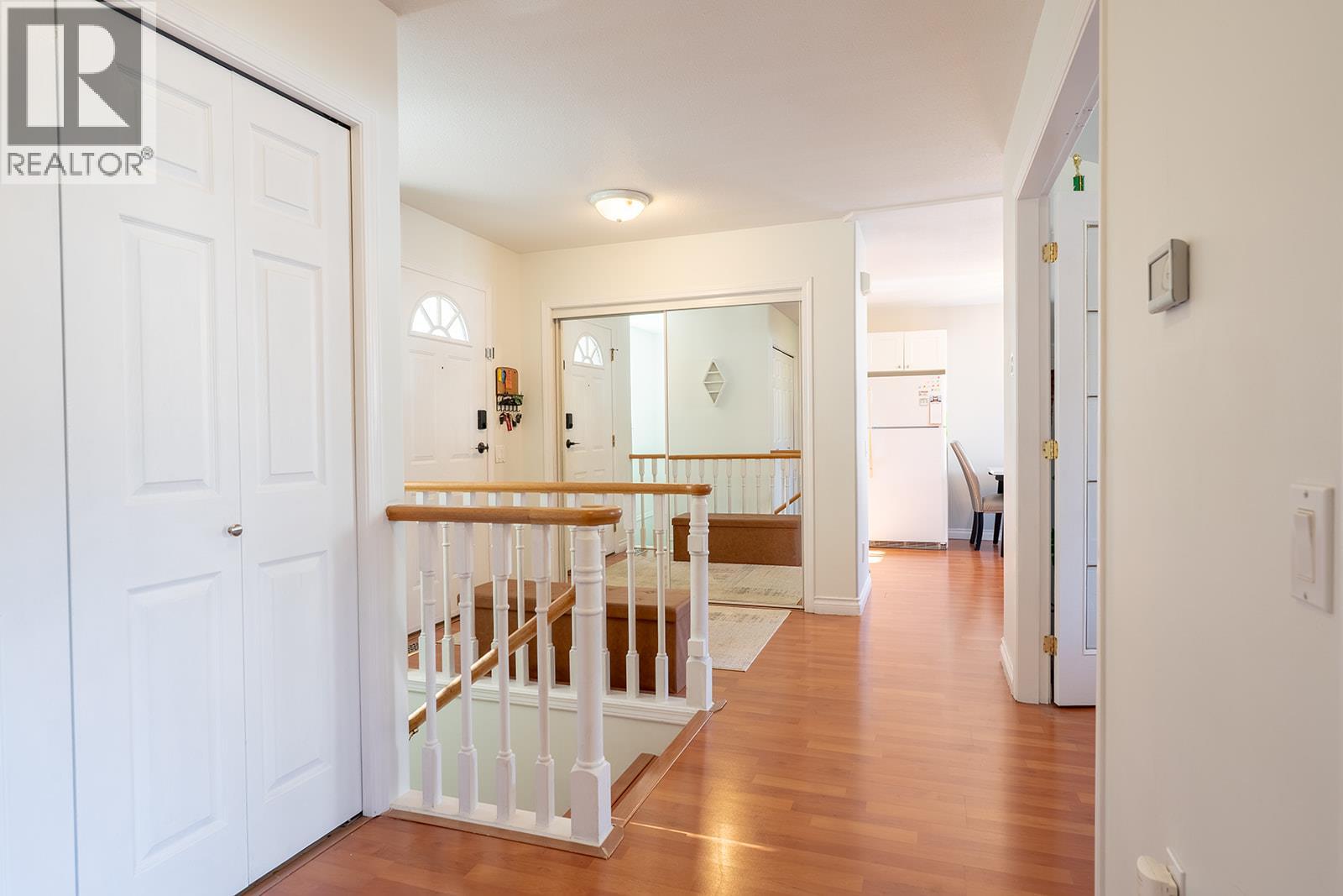 #131 133 Wyndham Crescent - 26