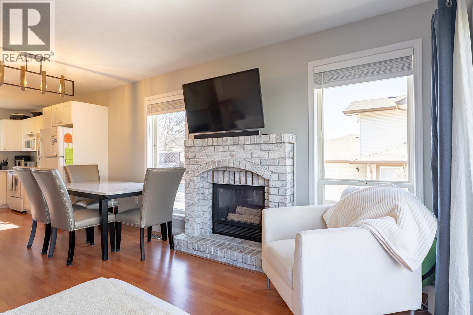 #131 133 WYNDHAM CRESCENT - 8