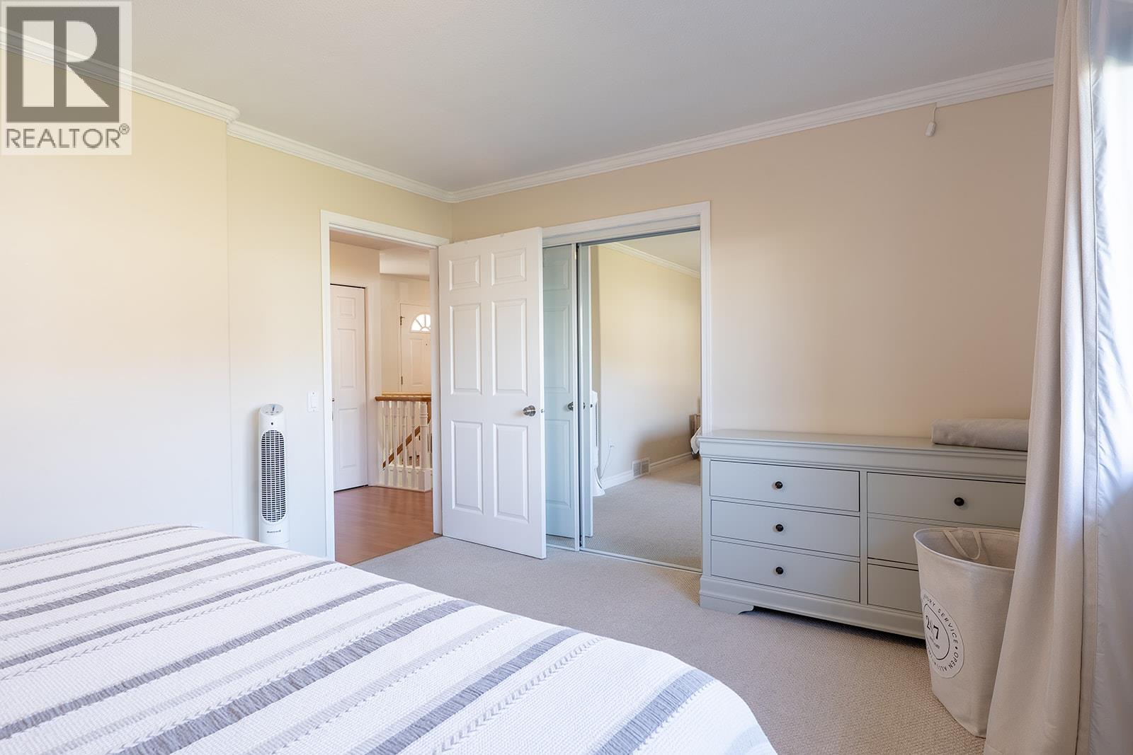 #131 133 WYNDHAM CRESCENT - 29