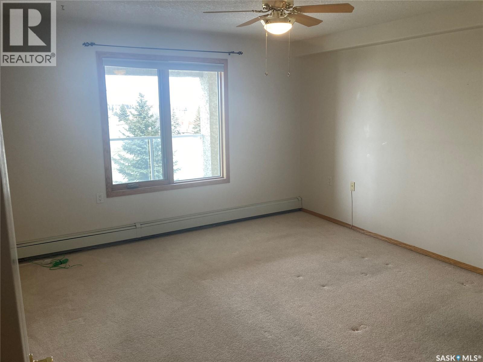 #329 325 KEEVIL CRESCENT - 20