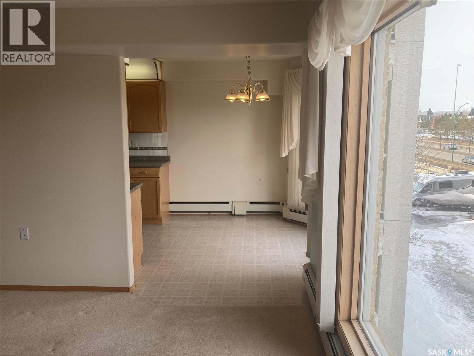 #329 325 KEEVIL CRESCENT - 13