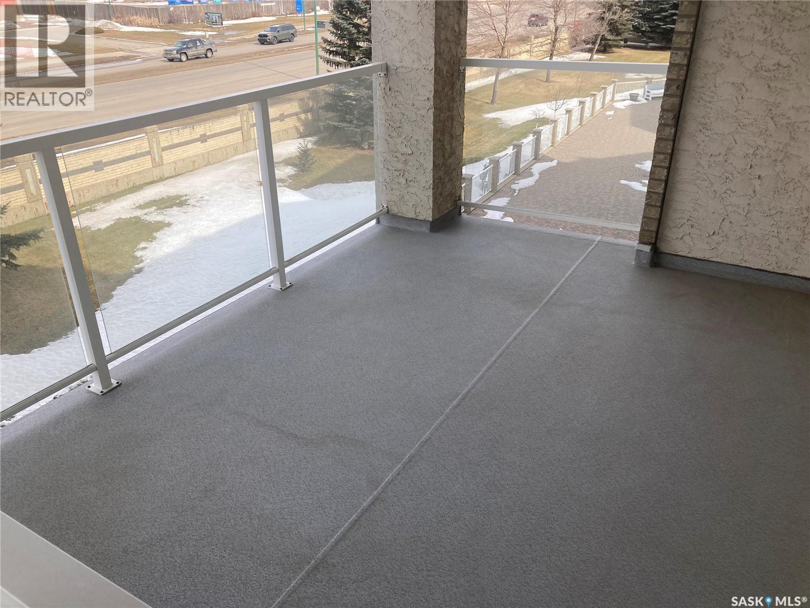 #329 325 KEEVIL CRESCENT - 28