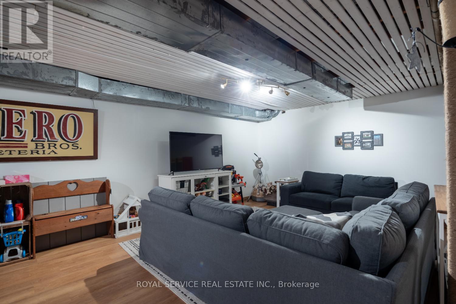 7166 DALE ROAD - 36