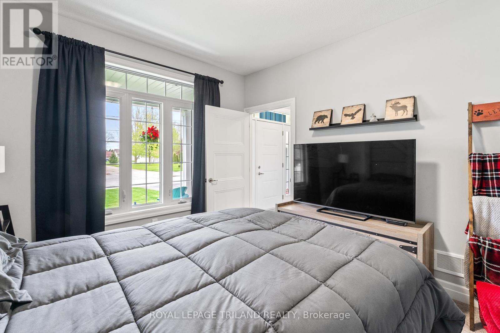 160 ELIZABETH STREET, Lambton Shores (Thedford), Ontario, N0M2N0 — Photo 30