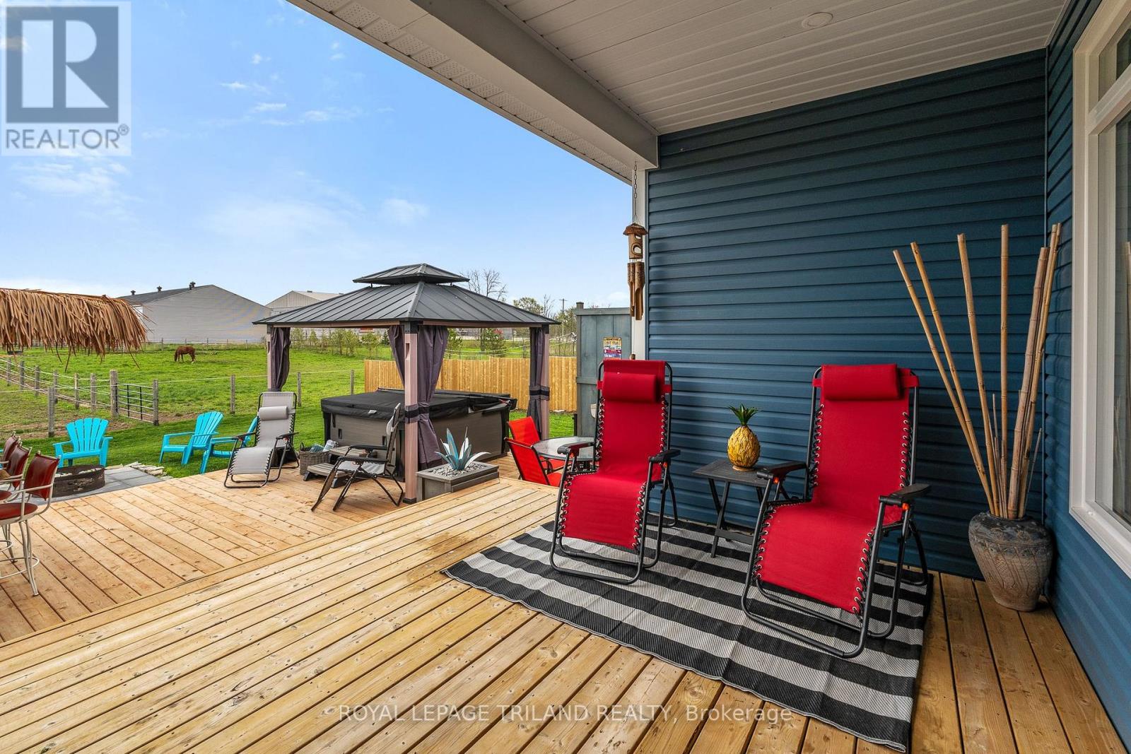 160 ELIZABETH STREET, Lambton Shores (Thedford), Ontario, N0M2N0 — Photo 42
