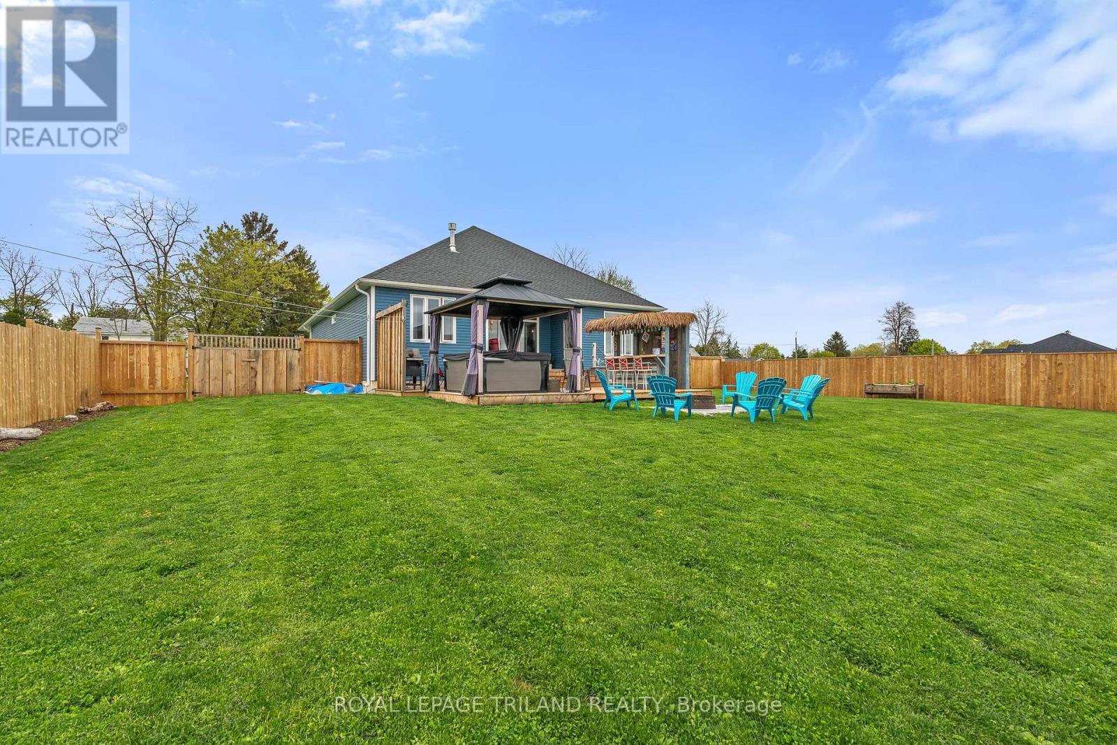 160 ELIZABETH STREET, Lambton Shores (Thedford), Ontario, N0M2N0 — Photo 45