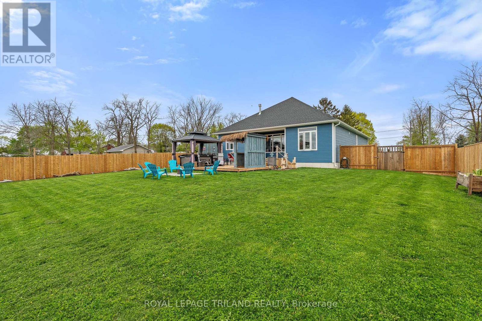 160 ELIZABETH STREET, Lambton Shores (Thedford), Ontario, N0M2N0 — Photo 16