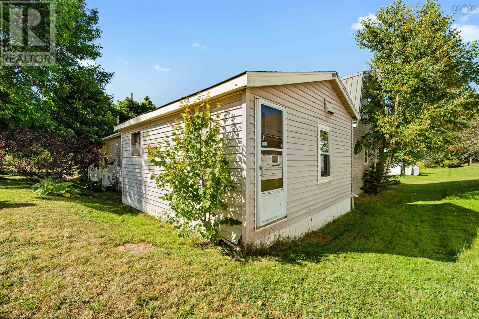 Property 21 of 36 of 167 Prince Albert Street