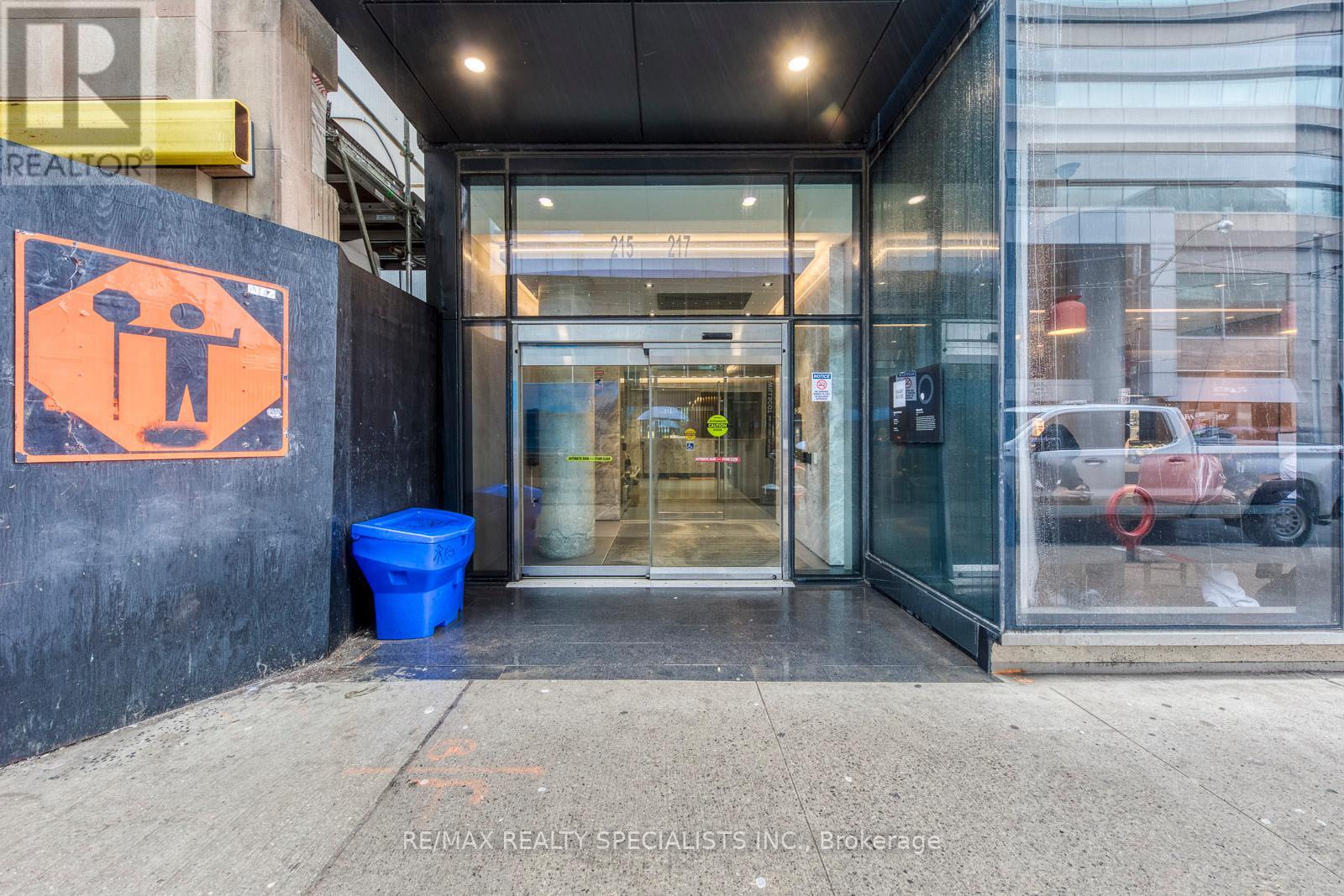#1405 215 QUEEN STREET W - 2