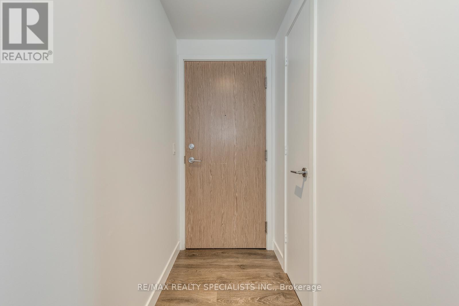 #1405 215 QUEEN STREET W - 4