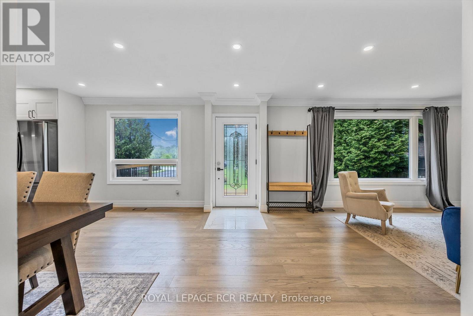 61 WILLIAM STREET E - 2