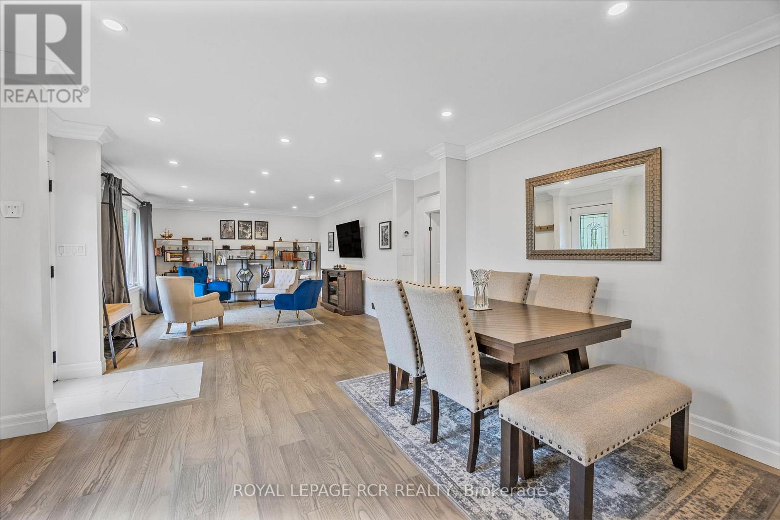 61 WILLIAM STREET E - 5