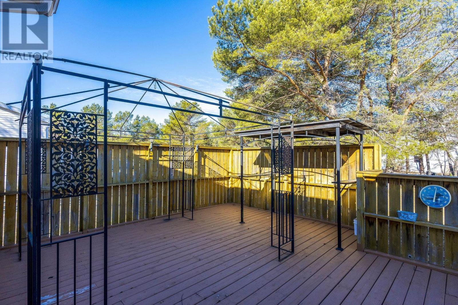 Property 29 of 34 of 8711 201 Highway