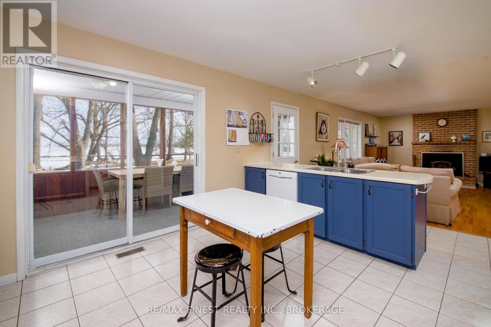 120 DRUMGOOLE LANE - 13