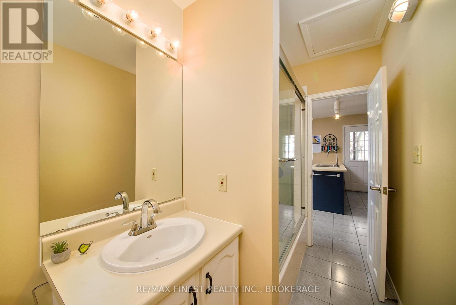 120 DRUMGOOLE LANE - 18