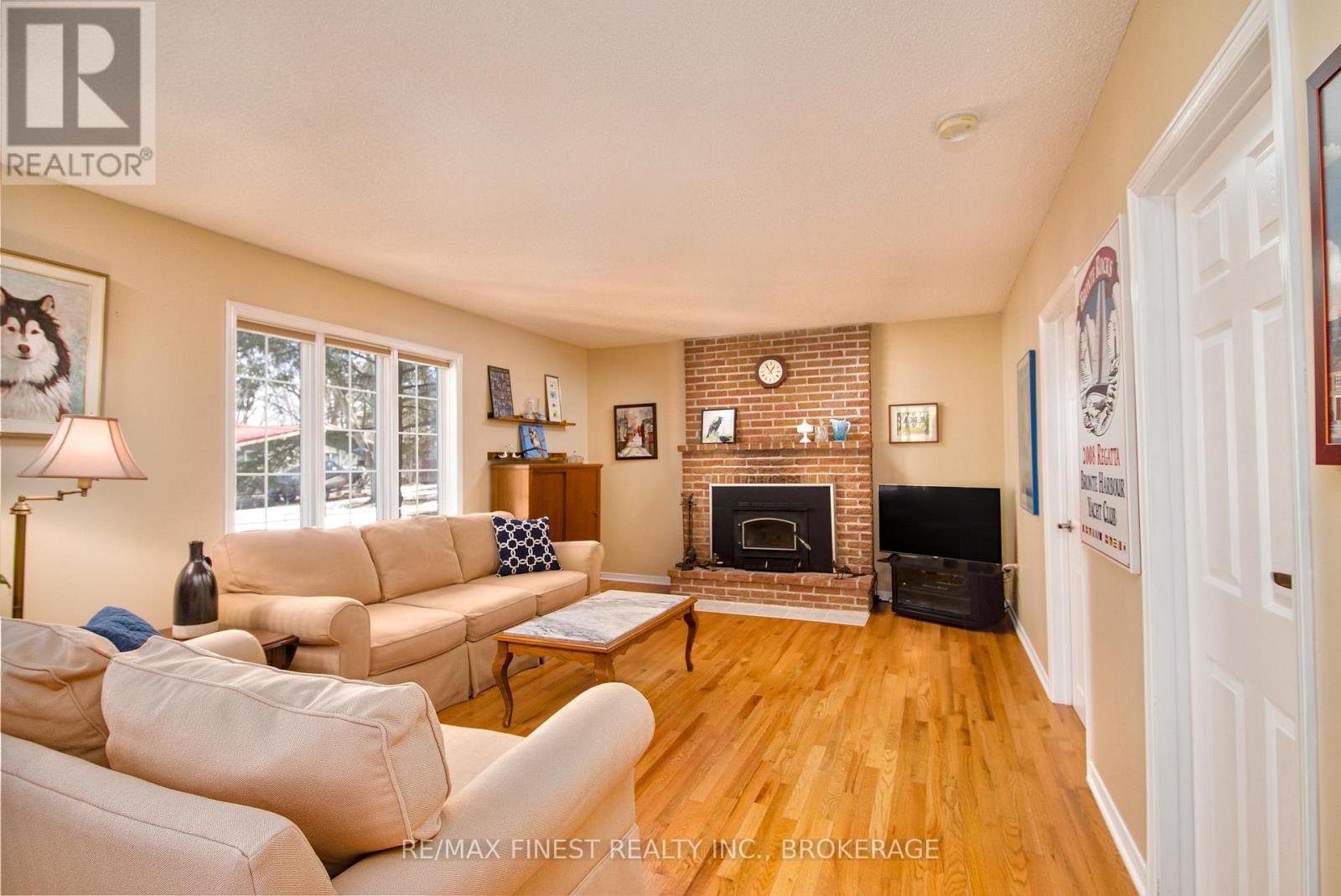 120 DRUMGOOLE LANE - 19