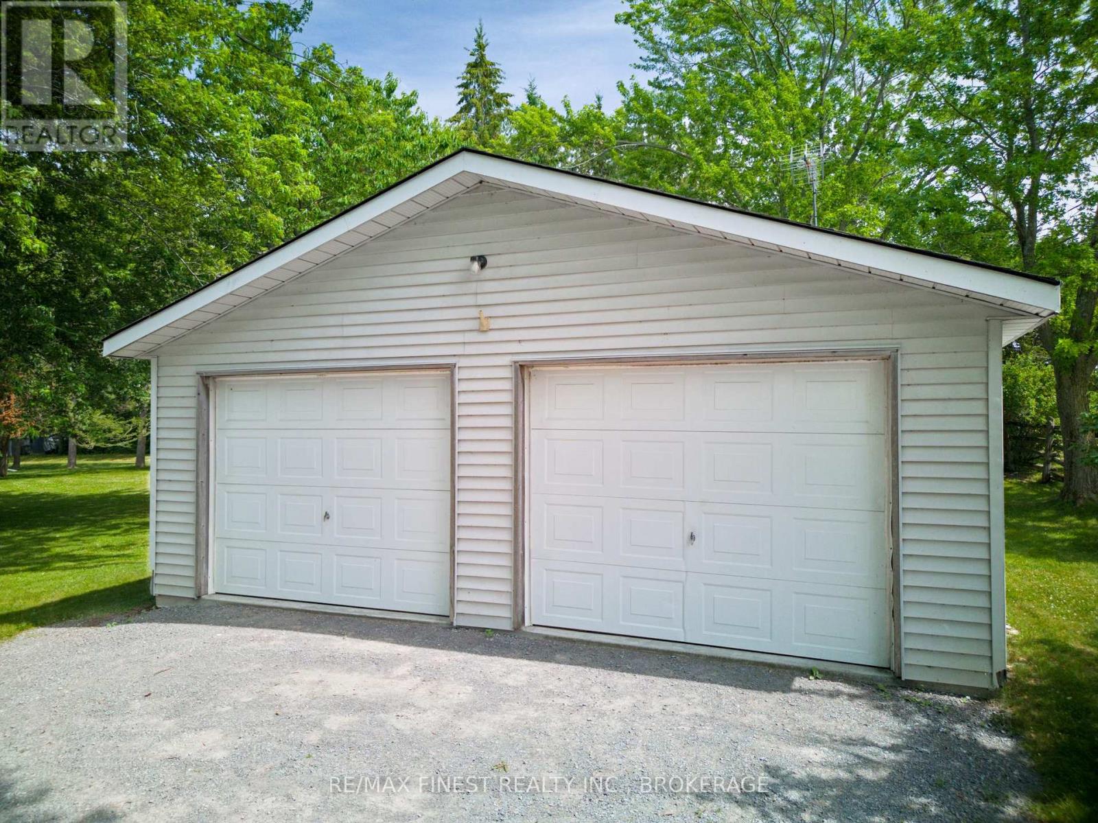 120 DRUMGOOLE LANE - 37