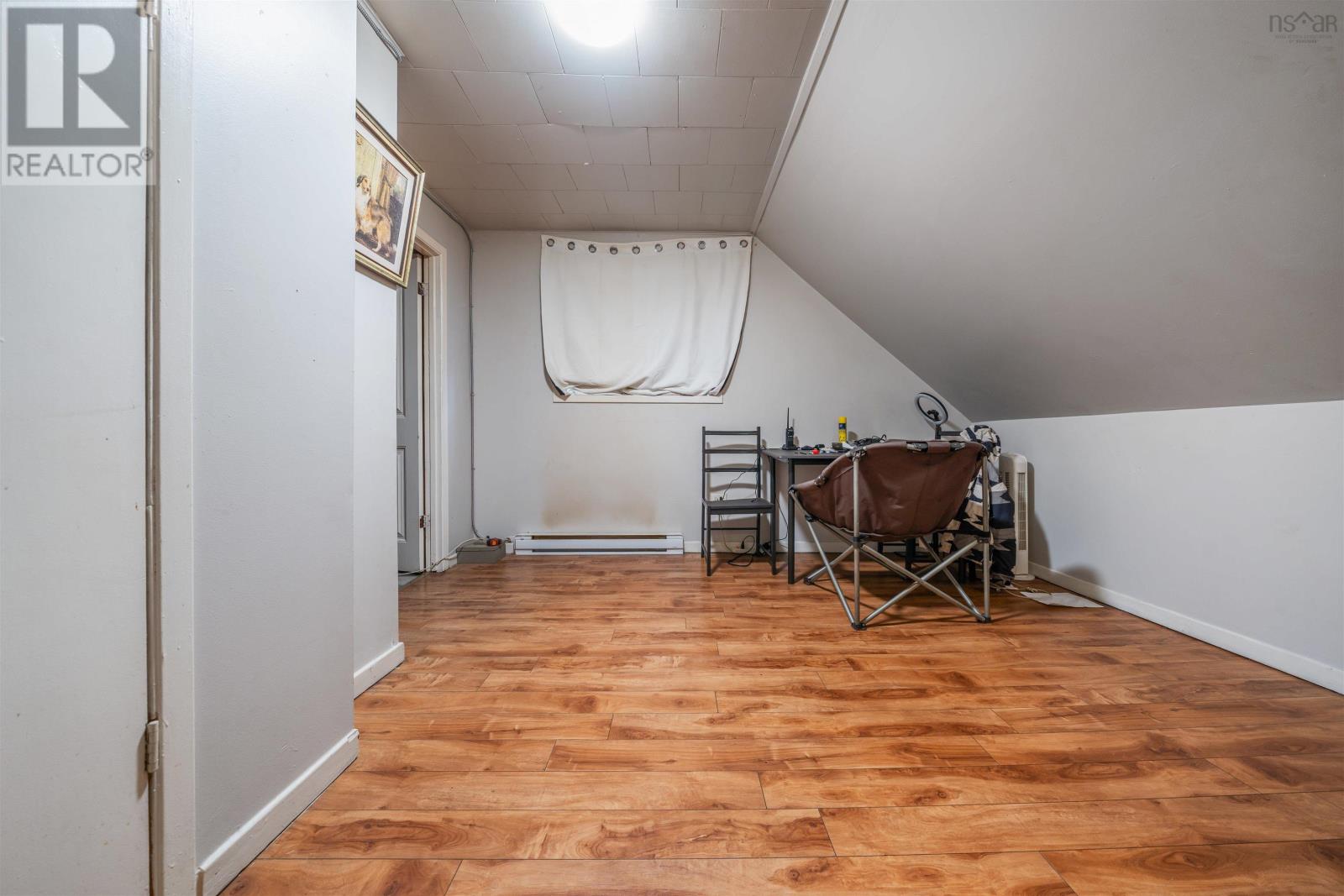 Property 7 of 40 of 277 MacLean Street