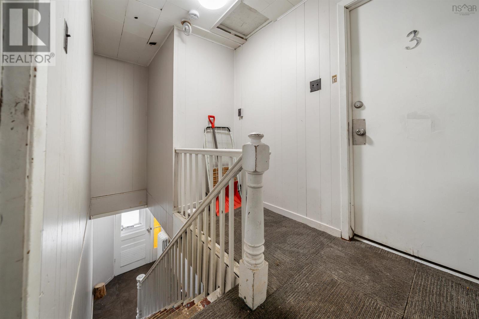 Property 32 of 40 of 277 MacLean Street