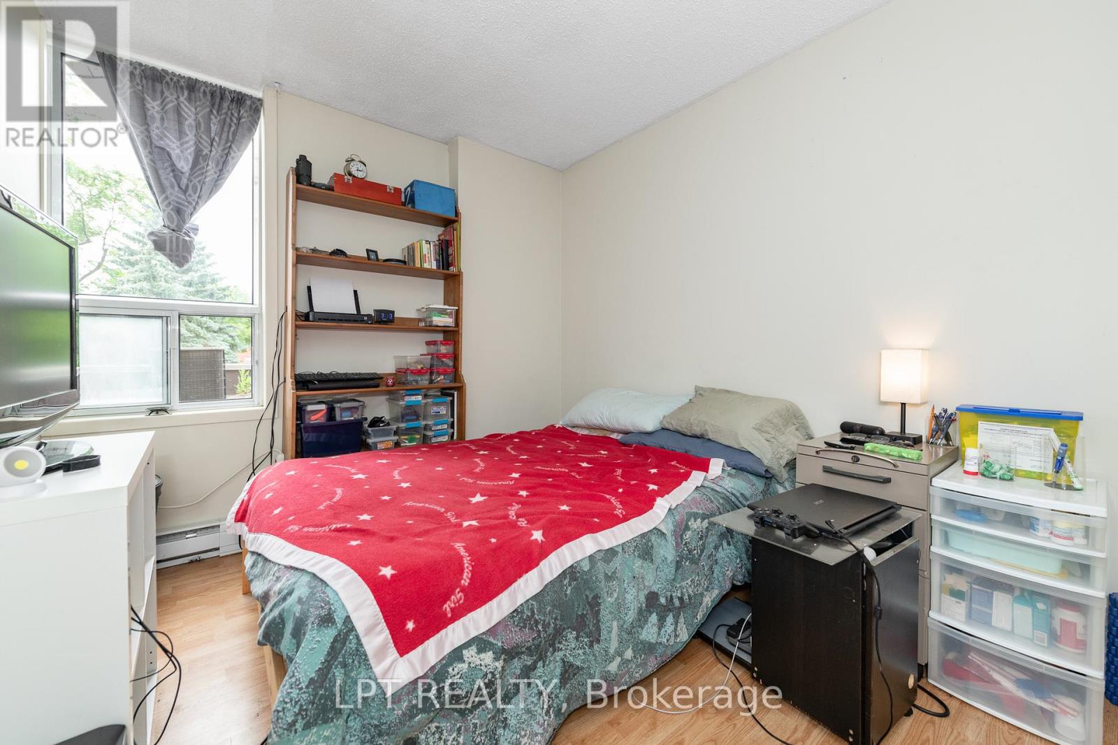 #206 - 1177 BELANGER AVENUE — photo 25
