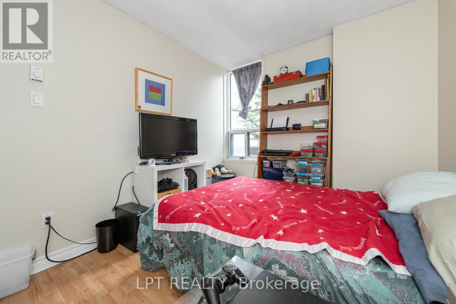 #206 - 1177 BELANGER AVENUE — photo 26