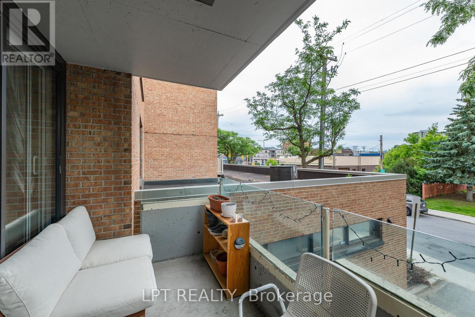 #206 - 1177 BELANGER AVENUE — photo 29