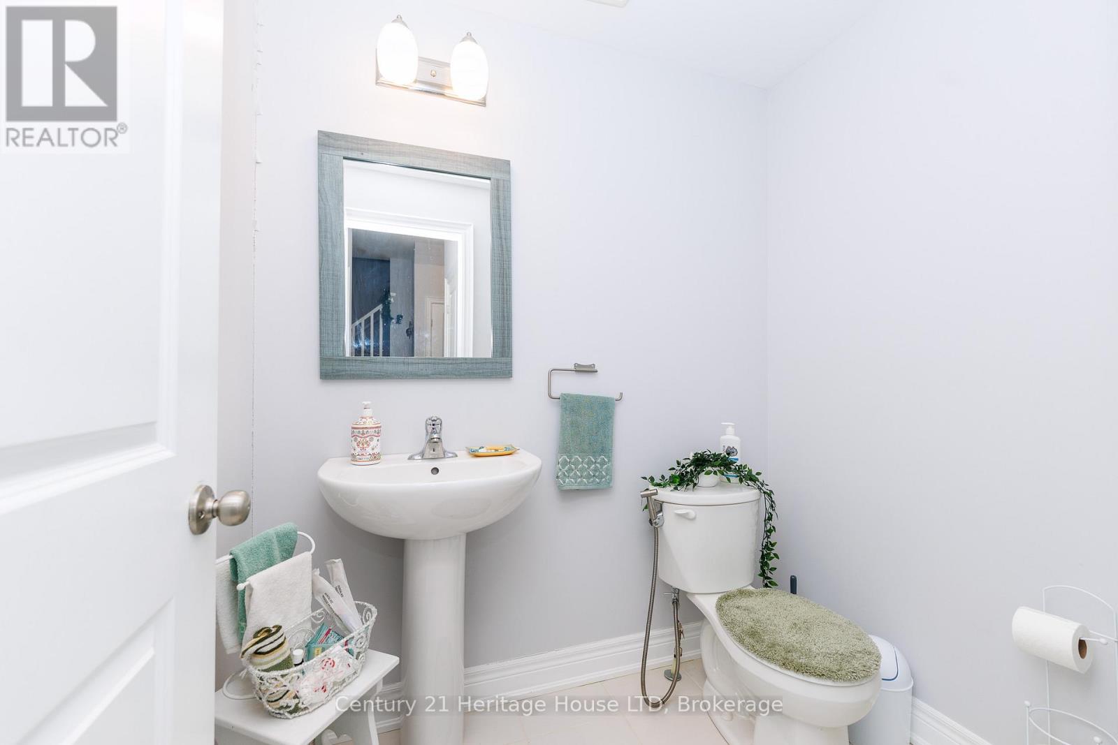 397 HUMMEL CRESCENT - 14
