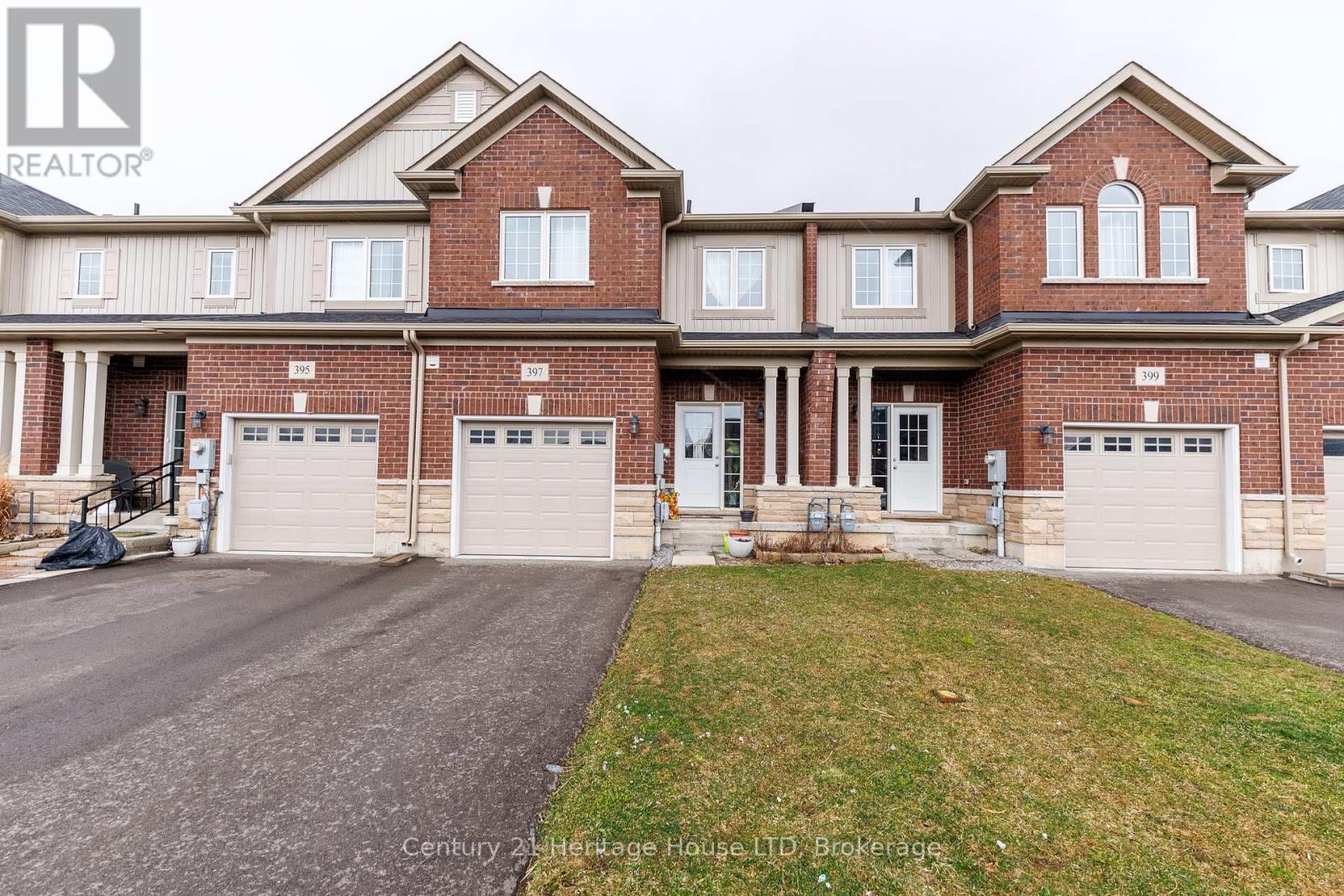 397 HUMMEL CRESCENT - 2