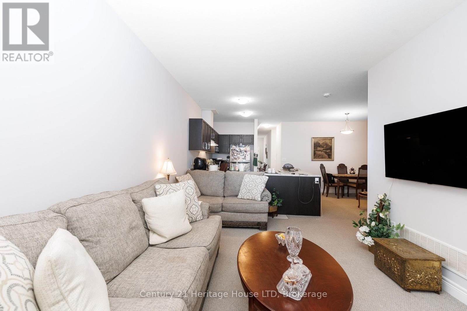 397 HUMMEL CRESCENT - 8