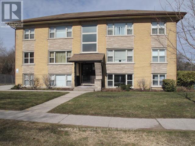 APT #5 - 126 WAVERLEY DRIVE