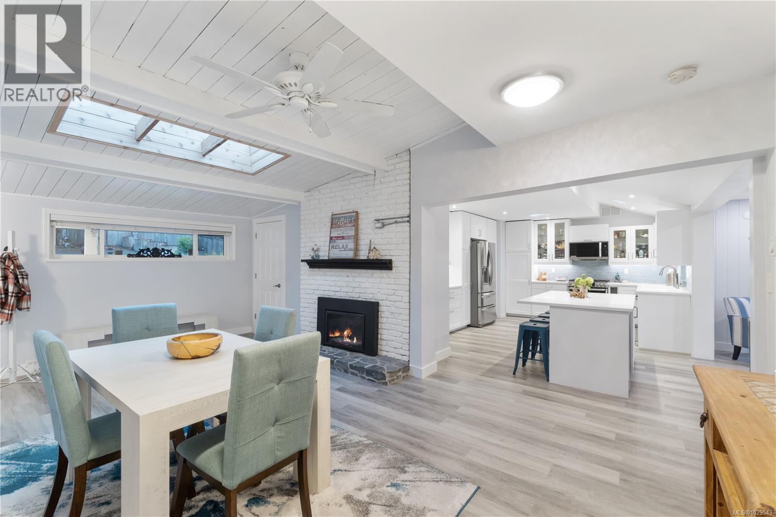 7896 LANTZVILLE RD - 11