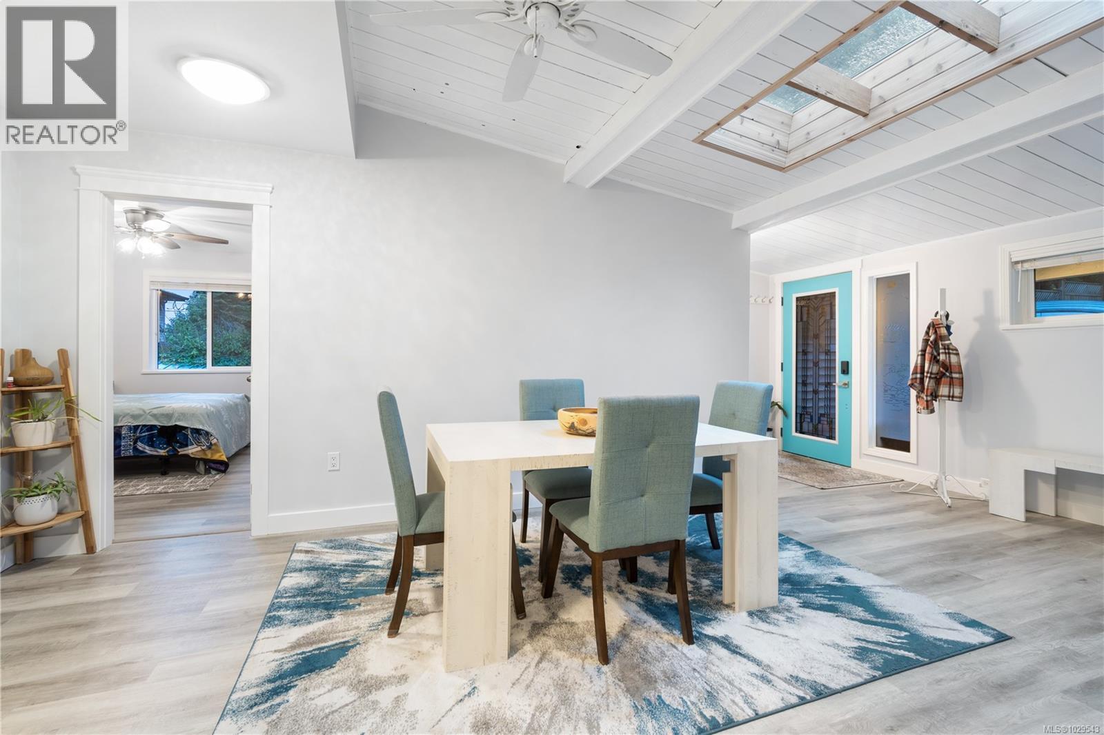 7896 LANTZVILLE RD - 12