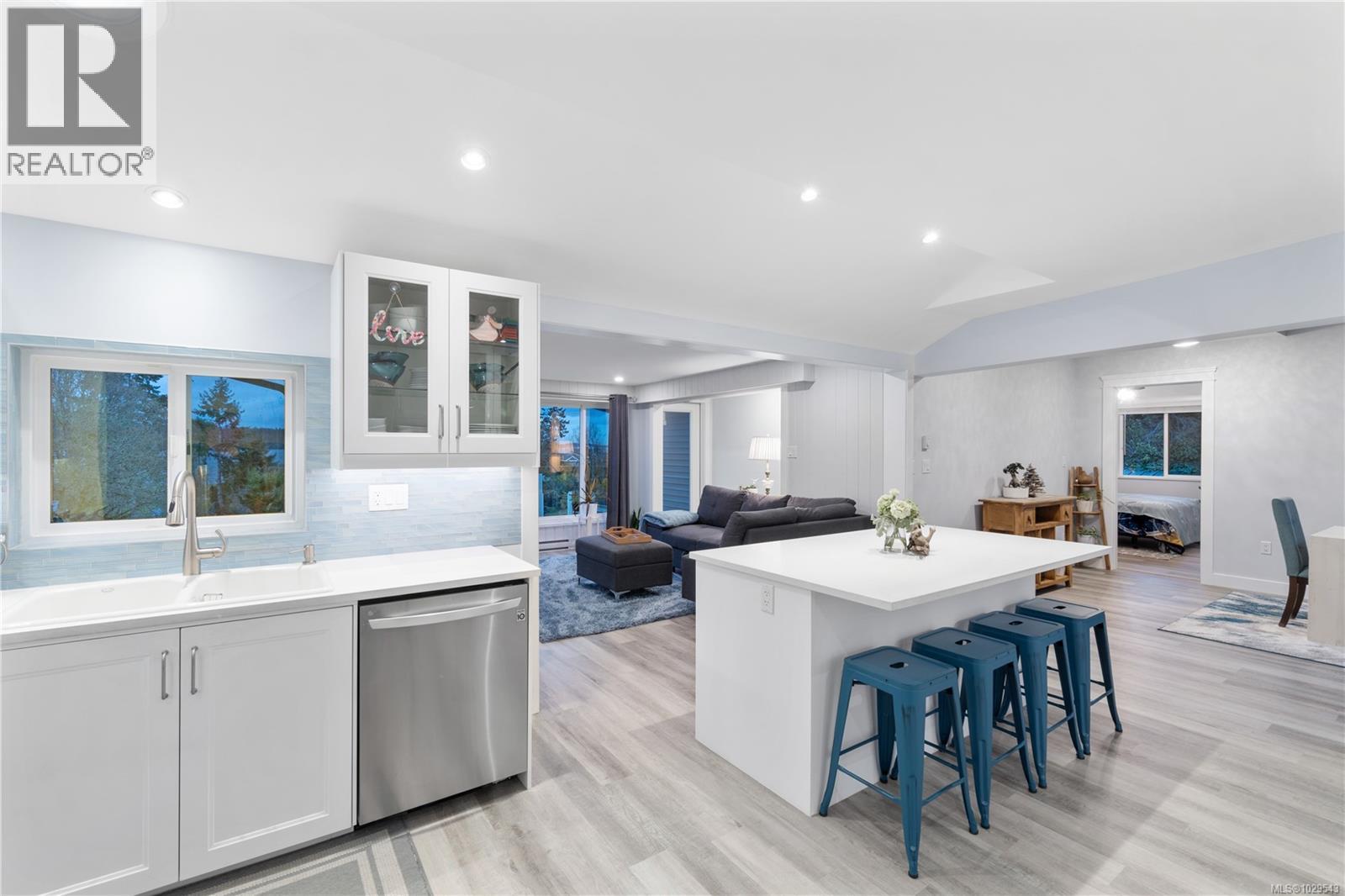 7896 LANTZVILLE RD - 18