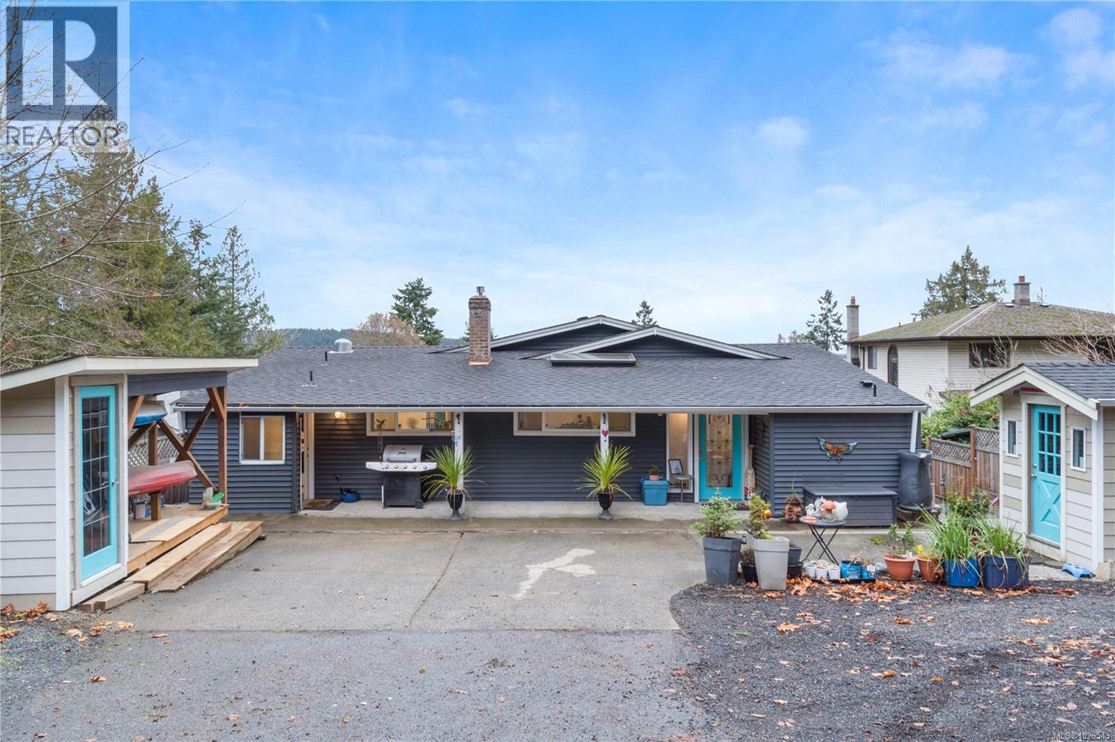 7896 LANTZVILLE RD - Image 2